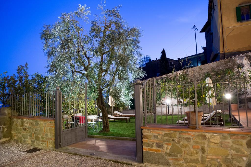 Holiday Home Il Borgo Degli Agrumi Uzzano Exterior photo